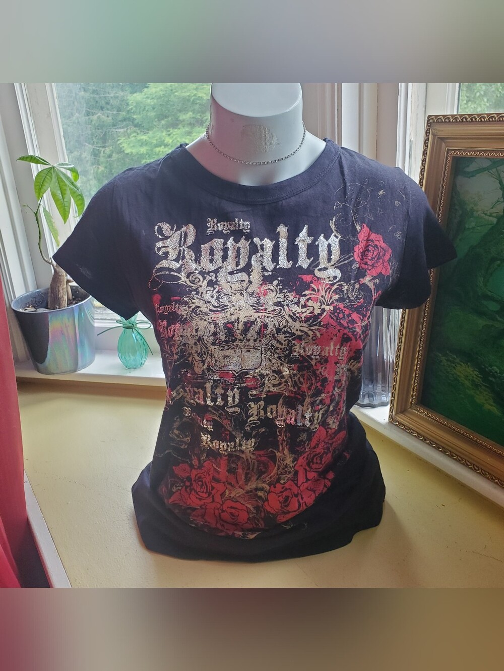 Y2K Black Graphic 'Royalty' Rose Tee